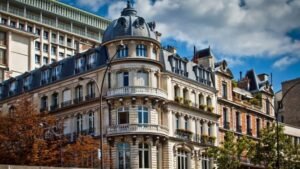 Guide privé pour l’achat d’immobilier de luxe en France pour acheteurs internationaux avec accompagnement chasseur immobilier